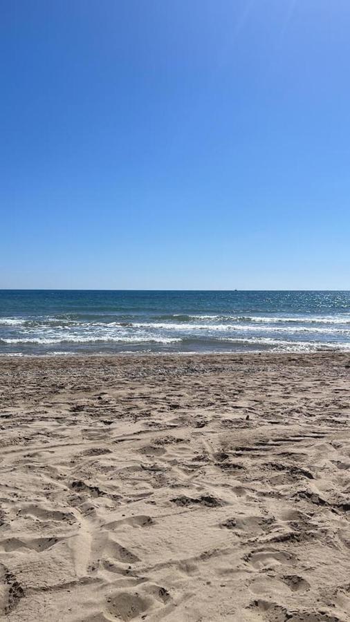 Alquilo Hermoso Apartamento En La Paradisiaca Oropesa Del Mar, 2Habitaciones, 1 Bano, Cocina, Salon, Aire Acondicionado Y Balcon A 400 Metros De La Playa Morro De Gos, Muy Cerca De Supermercados, Comercios Y Bares Εξωτερικό φωτογραφία